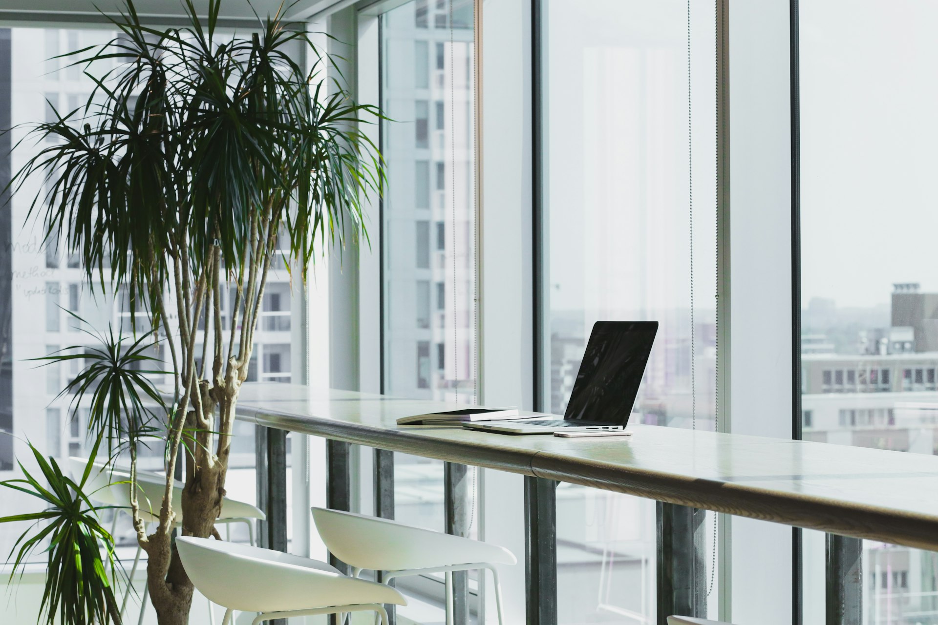 A professional discovery conversation around a new technology brief